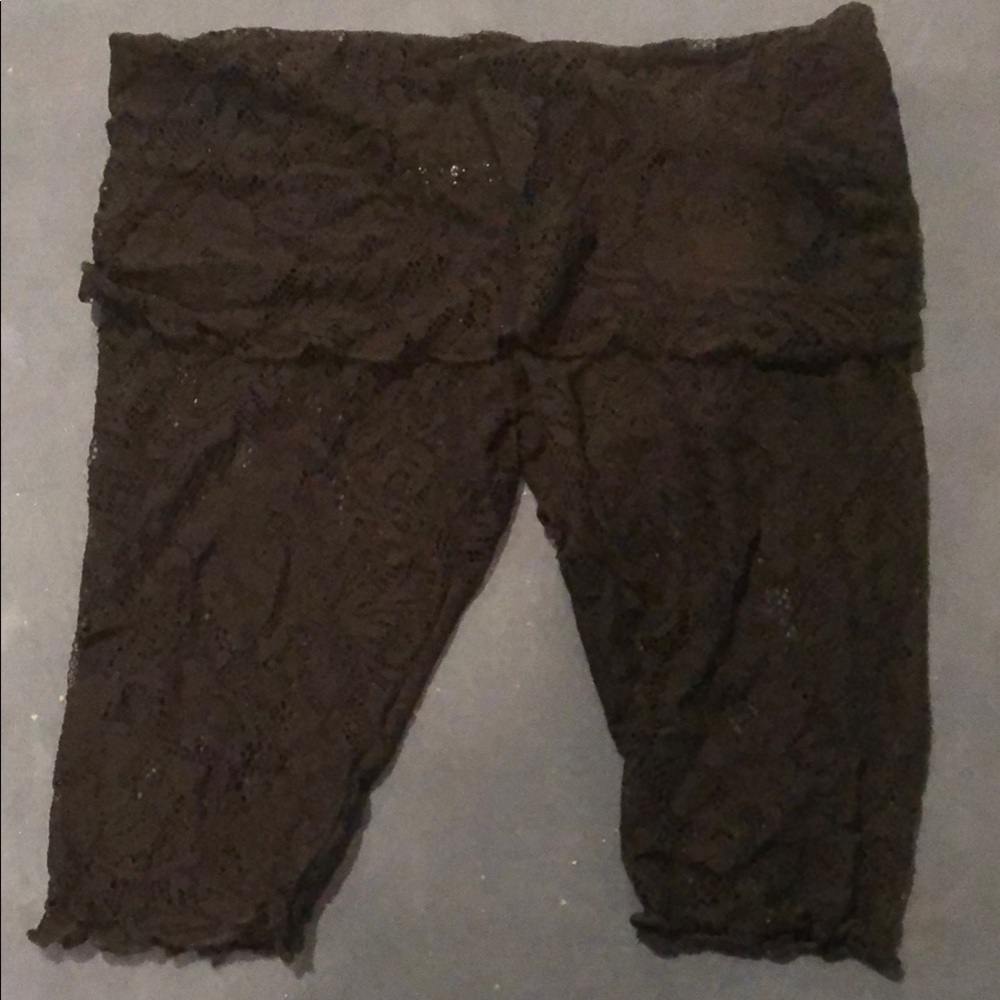 Blue Life Black Lace stretch shorts M